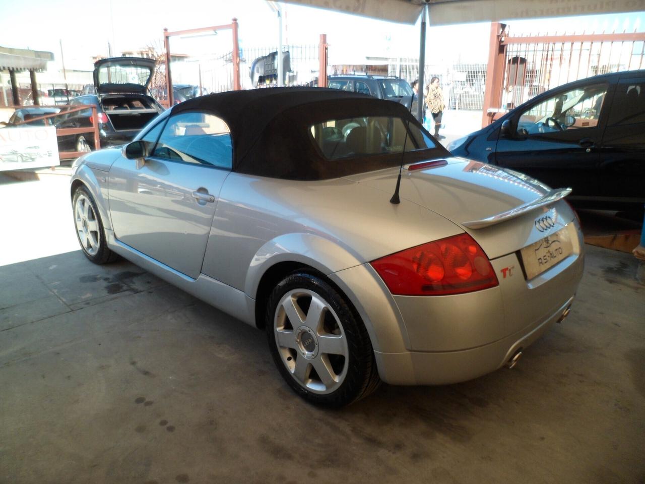 Audi TT Roadster 1.8 T 20V 225 CV cat quattro 01