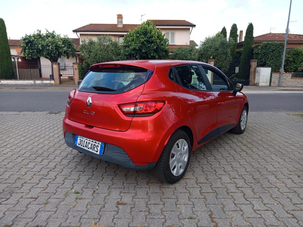 Renault Clio 1.2 75CV GPL 5 porte Costume National