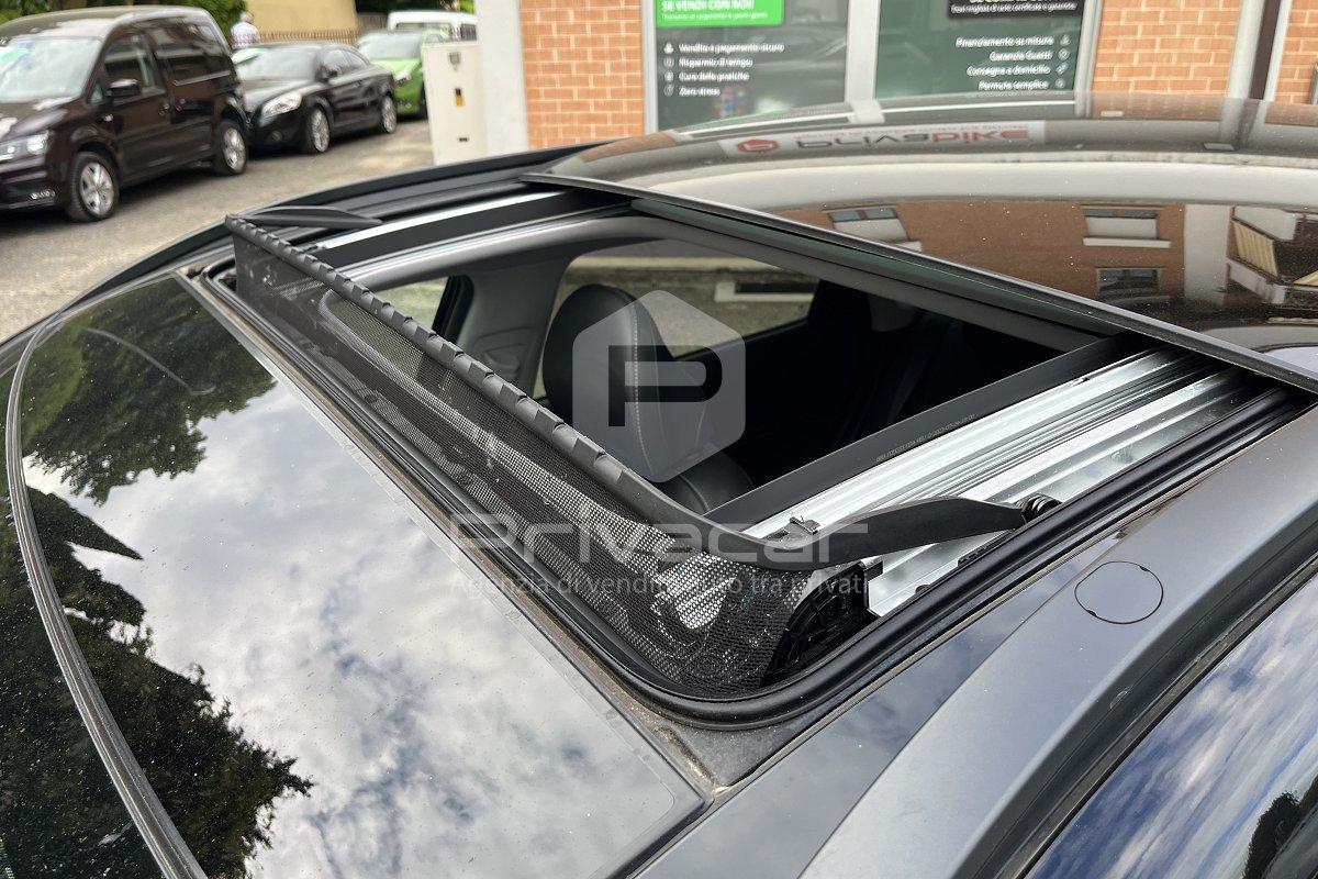 HYUNDAI Kona 1.6 HEV DCT XClass