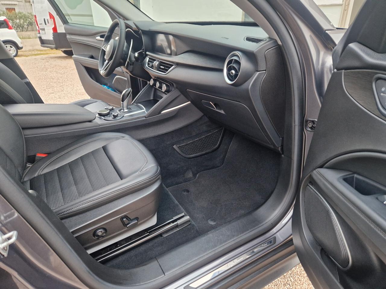 Alfa Romeo Stelvio 2.2 Turbodiesel 210 CV AT8 Q4 Veloce