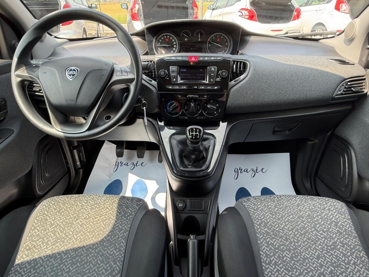 Lancia Ypsilon 1.2 69 CV 5 porte S&S Gold
