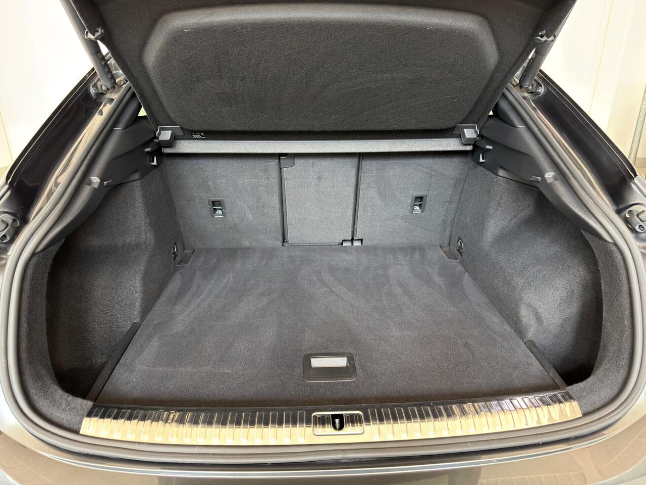 Audi Q3 35 TFSI S tronic line edition