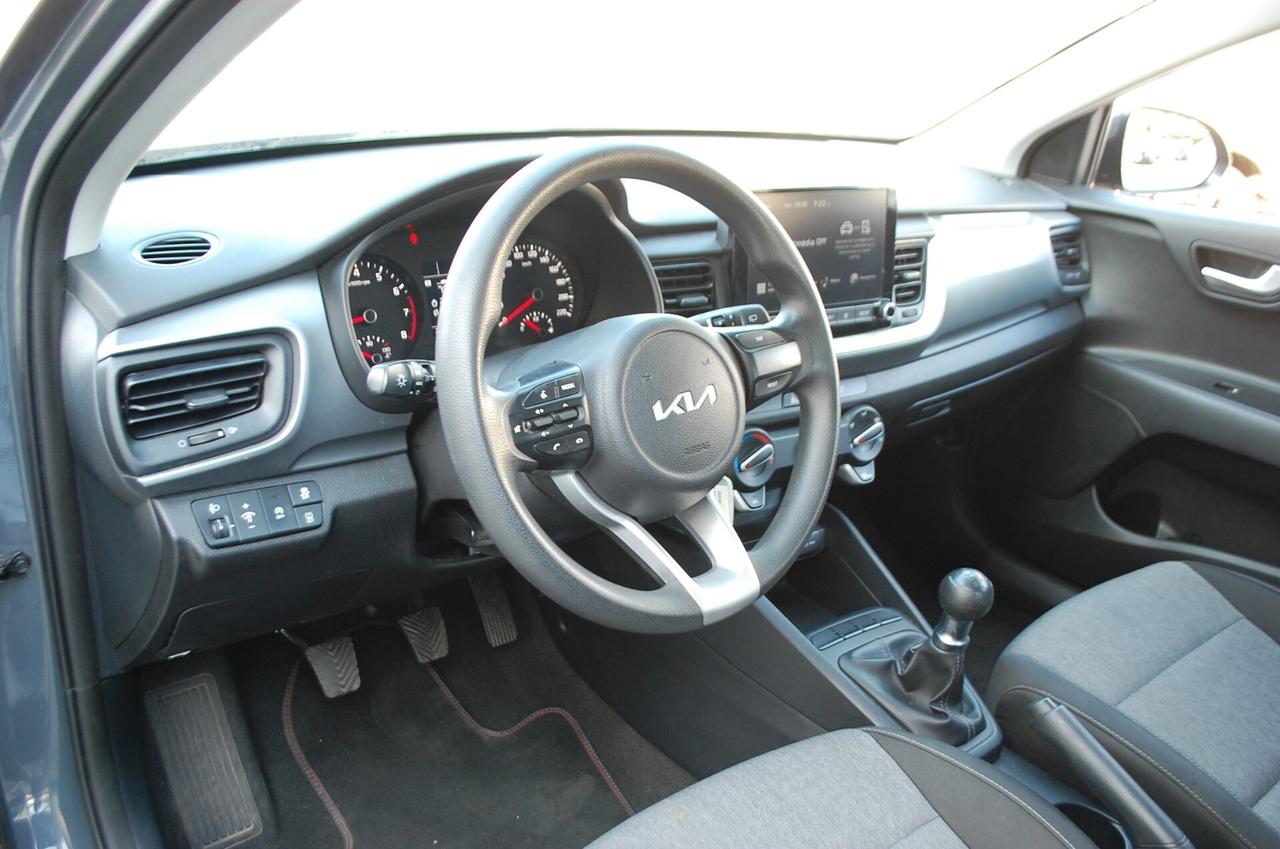 Kia Stonic 1.2 dpi 84CV Urban Smart Pack Uff Italy USB