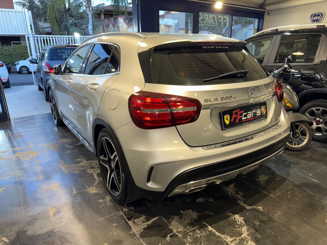 Mercedes-benz GLA 200 d Automatic 4Matic Premium
