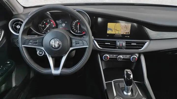 Alfa Romeo Giulia 2.2 Turbodiesel 150 CV AT8 Business
