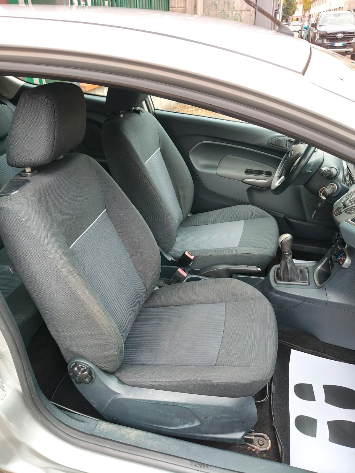 Ford Fiesta 1.2 82CV 3 porte Titanium