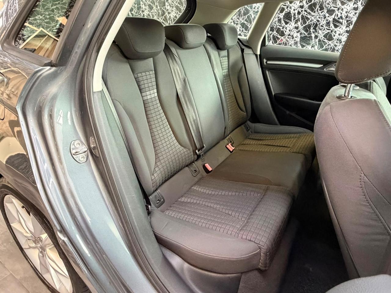 Audi A3 SPB 2.0 TDI 150 CV clean diesel Ambition