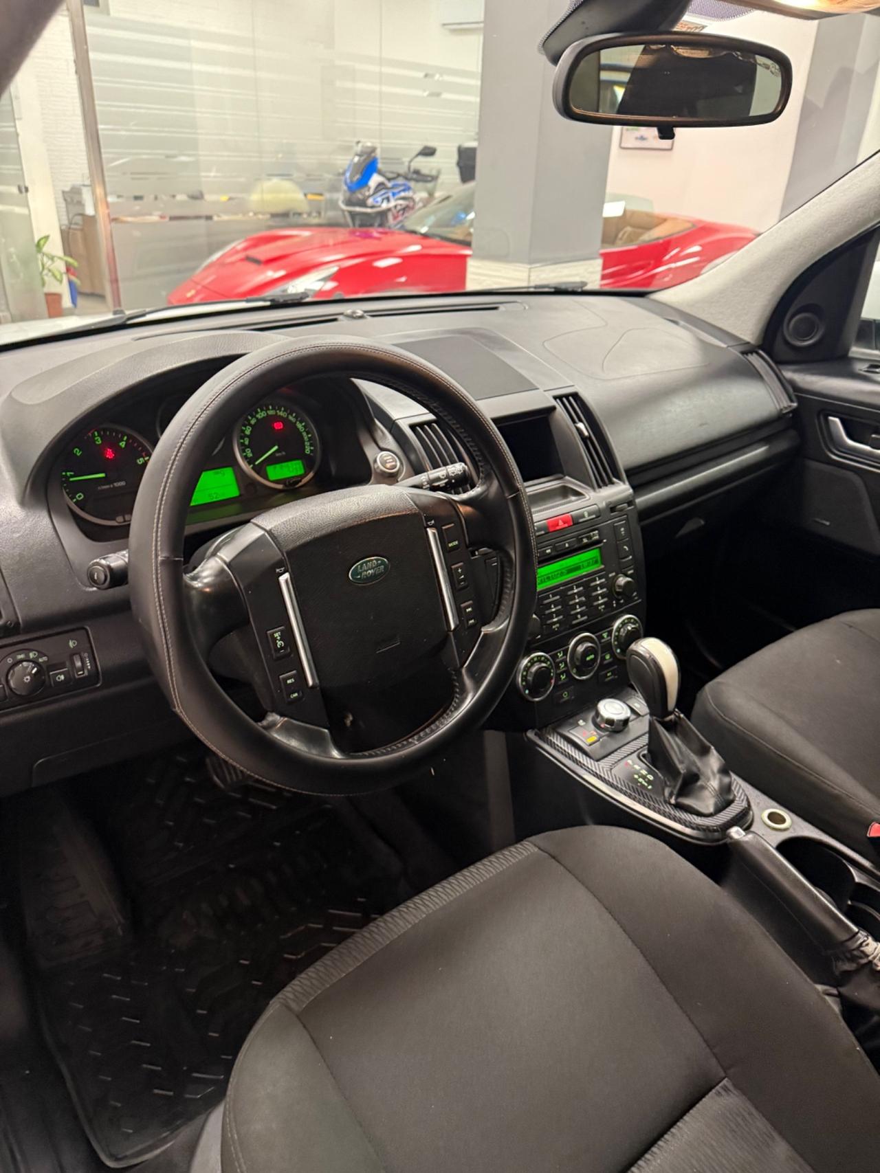 Land Rover Freelander 2.2 TD4 S.W. SE