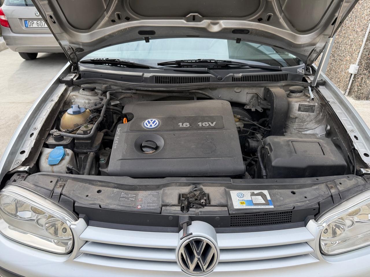 VW GOLF 1.6 BENZINA EURO4 UNI PROP NEOPATENTATI