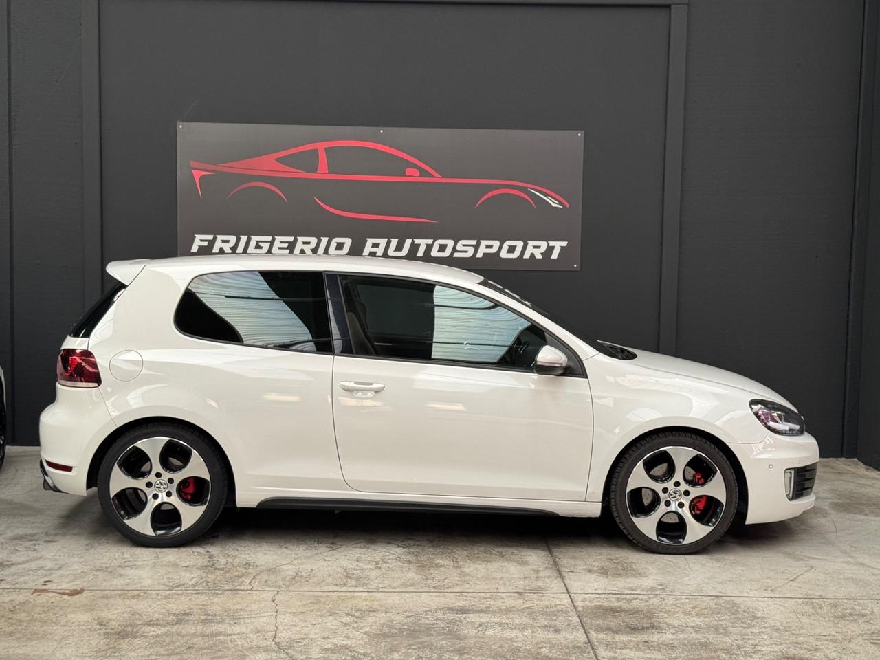 Volkswagen Golf GTI 2.0 TSI 3p.