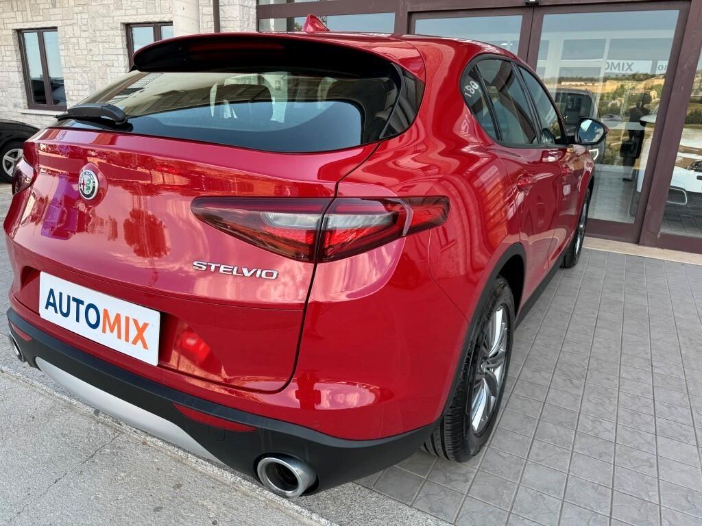 Alfa Romeo Stelvio 2.2 T Business Rwd 190cv Auto