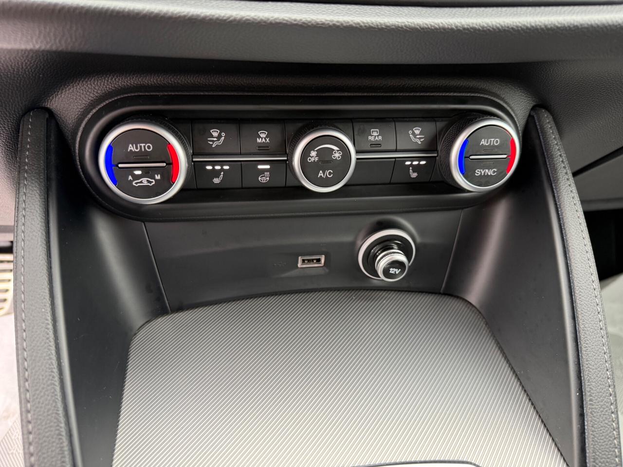 Alfa Romeo Stelvio 2.2 Turbodiesel 210 CV AT8 Q4 Veloce