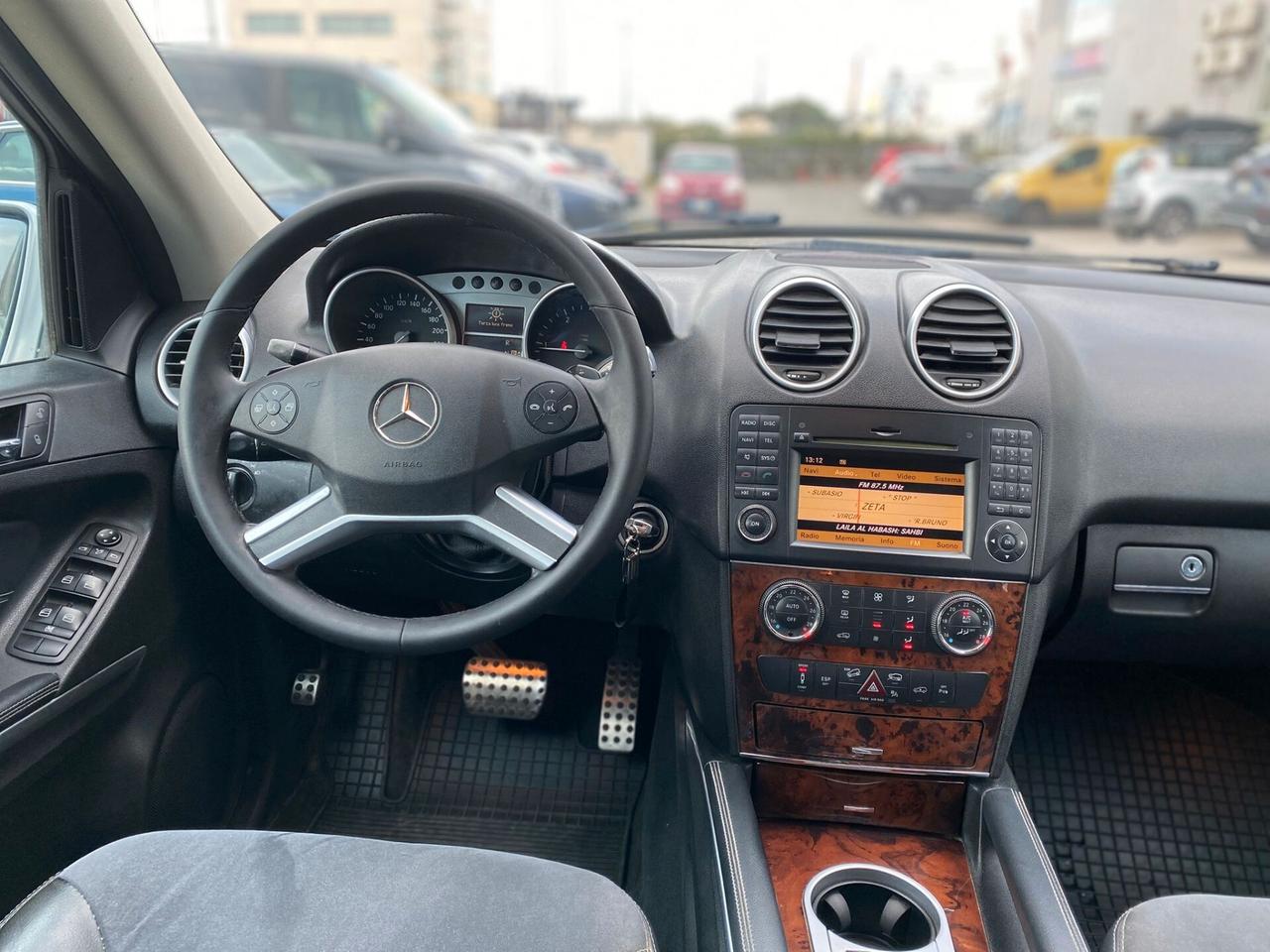 Mercedes-benz ML 300 CDI BlueEFFICIENCY Premium