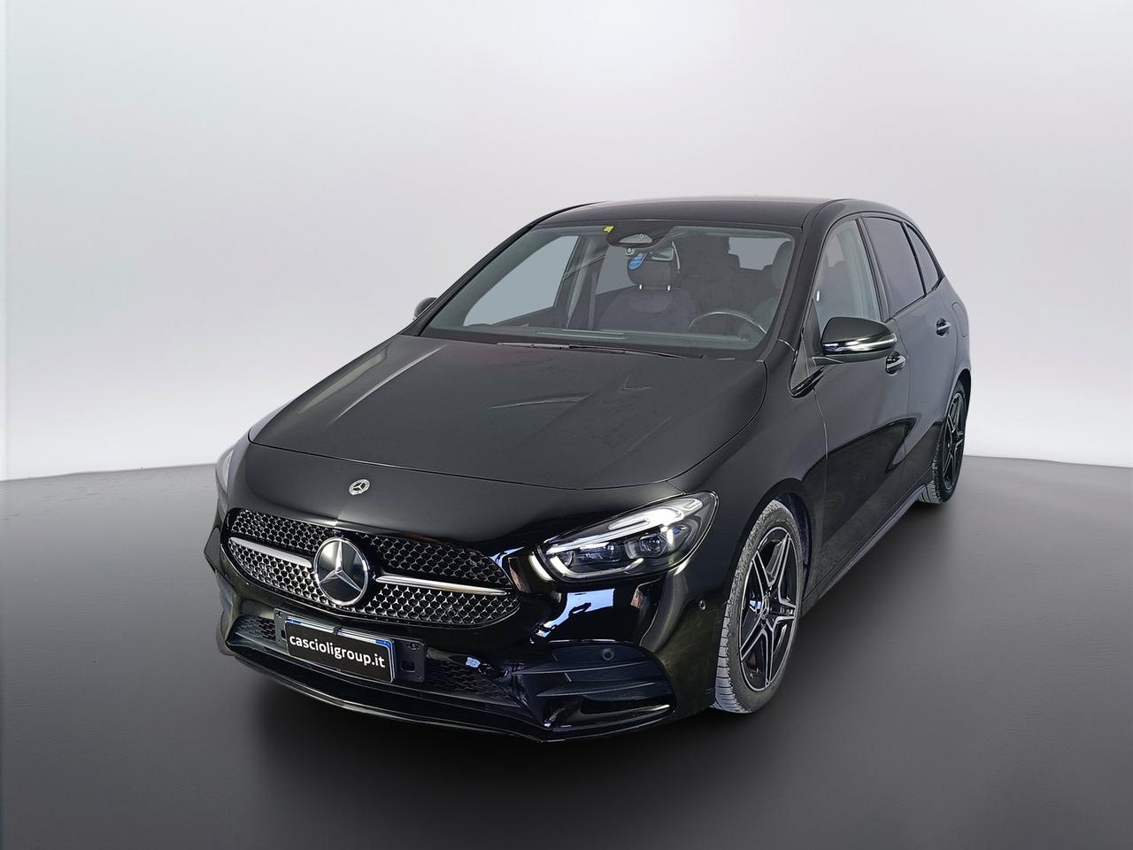 Mercedes-Benz Classe B - W247 2023 - B 180 d AMG Line Premium auto