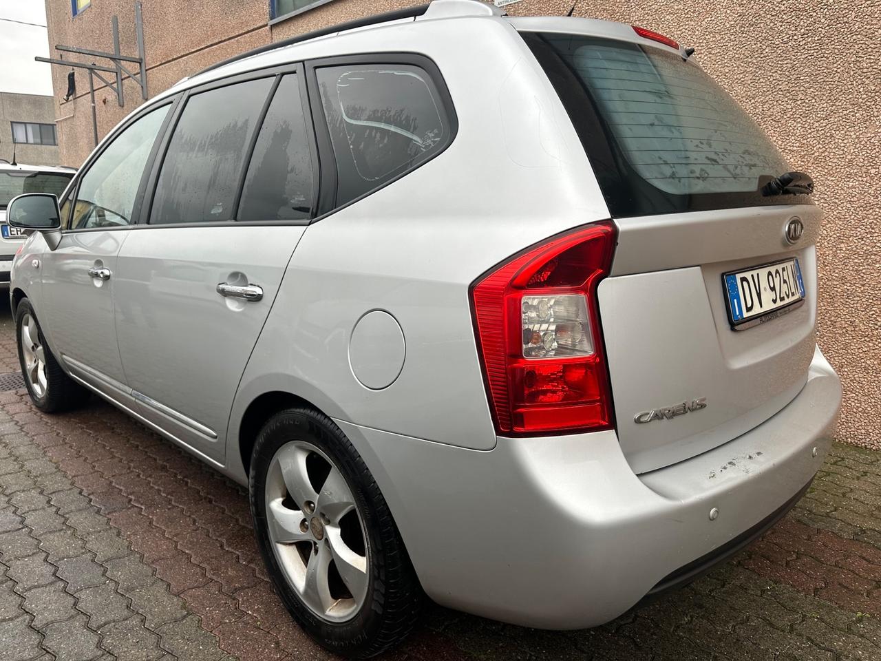 Kia Carens 2.0 16V CRDi VGT Family