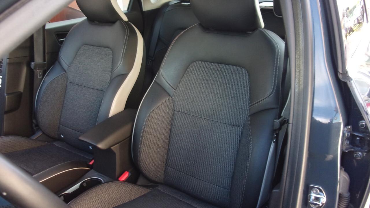 Renault Captur TCe 100 CV GPL FAP Intens