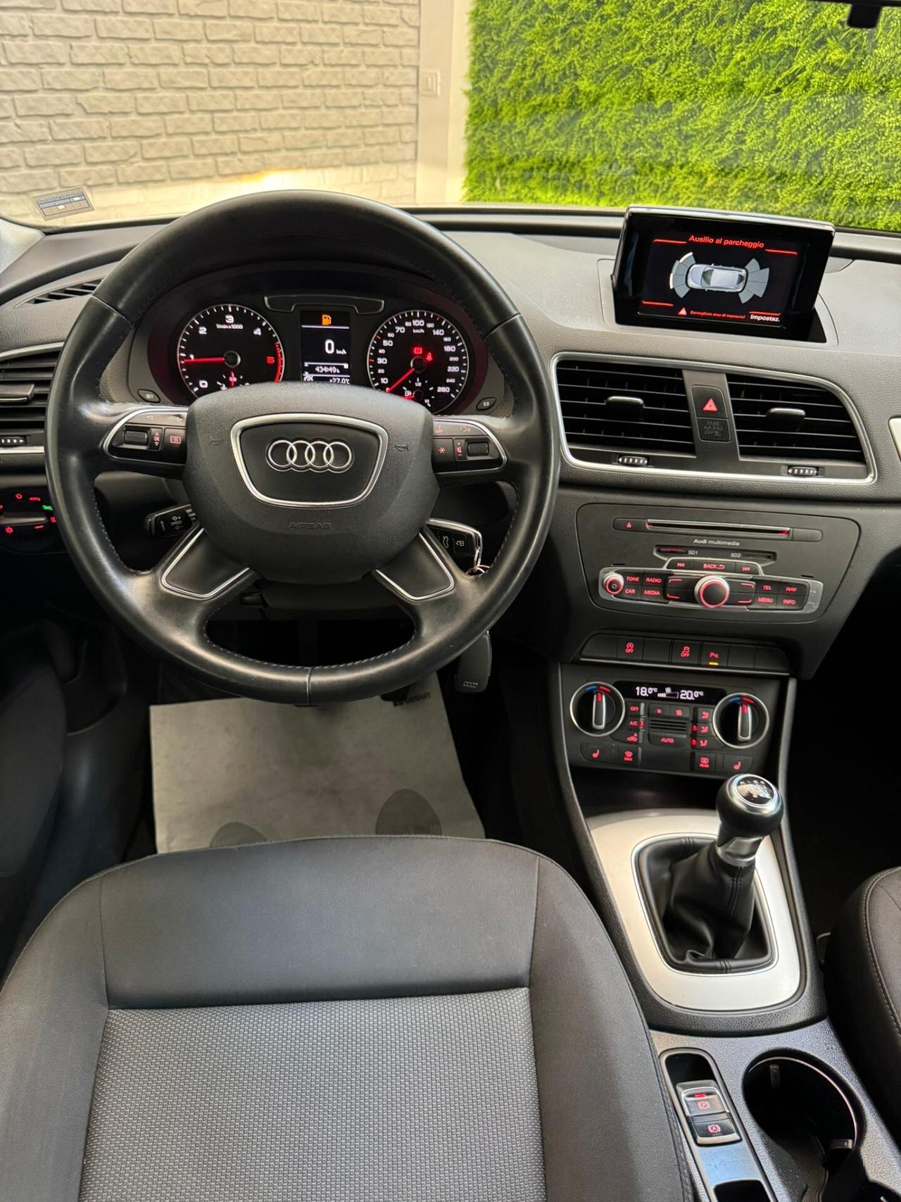 Audi Q3 2.0 TDI 150 CV Business
