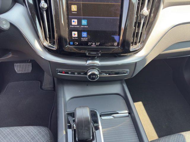 VOLVO XC60 B4 (d) AWD Geartronic Momentum Pro
