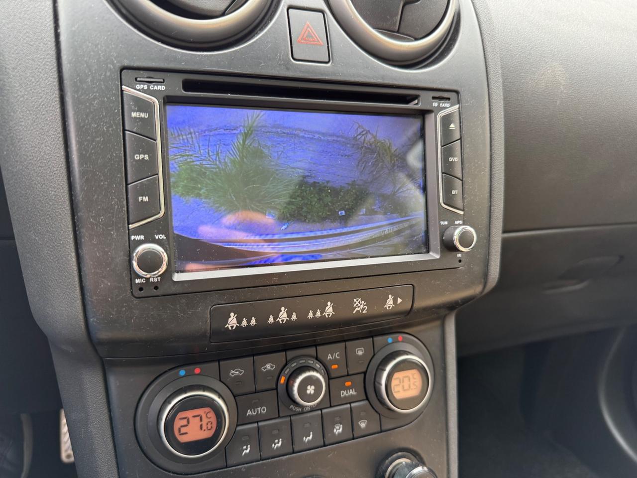 Nissan Qashqai 1.5 dCi 7 POSTI