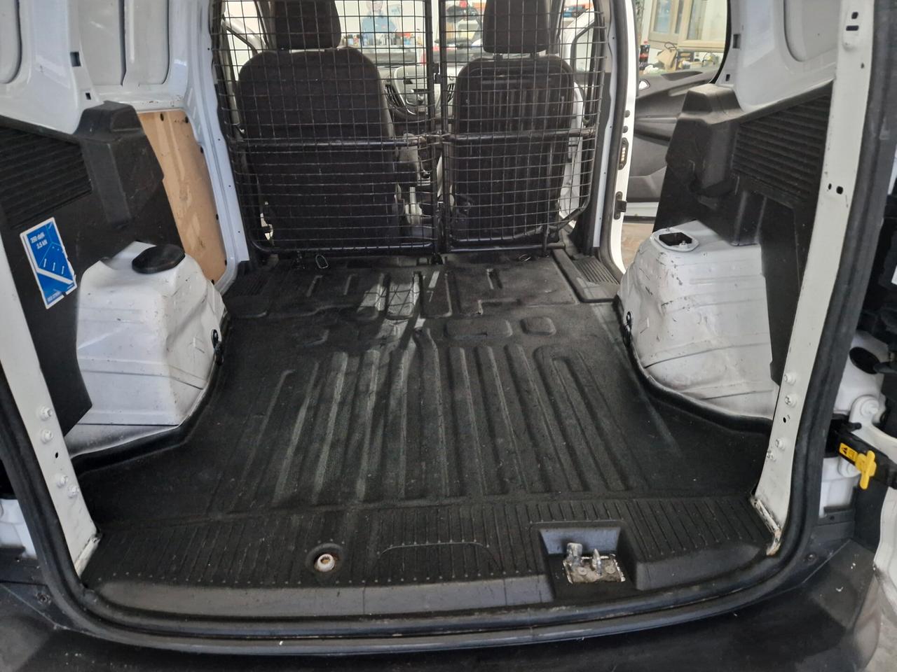 Ford Courier 1.5 TdCi 95cv