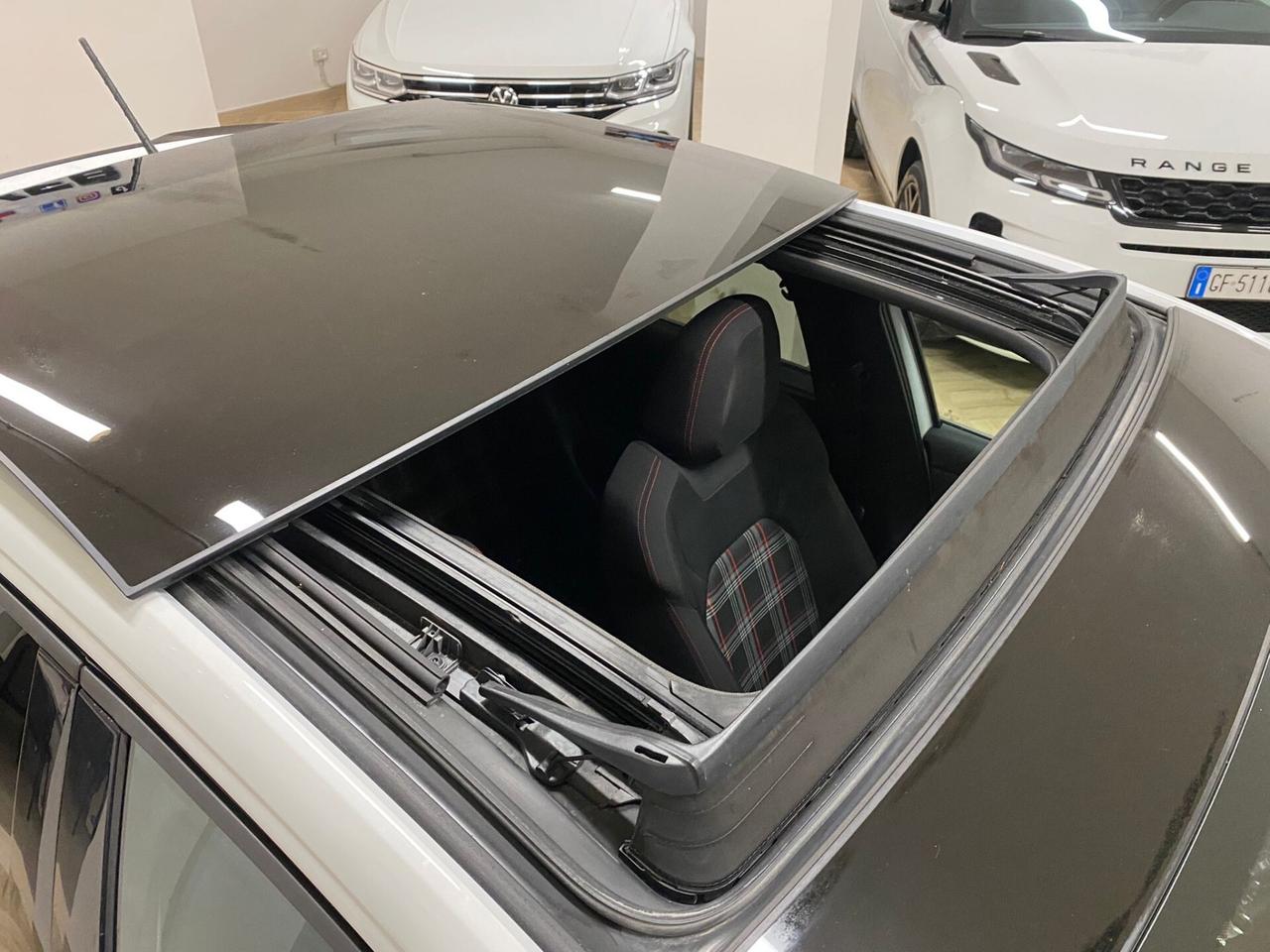 VOLKSWAGEN POLO TSI GTI 200CV TETTO APRIBILE
