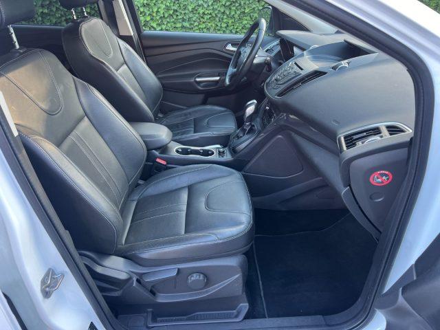 FORD Kuga 2.0 TDCI 150 CV S&S 4WD Powershift Titanium