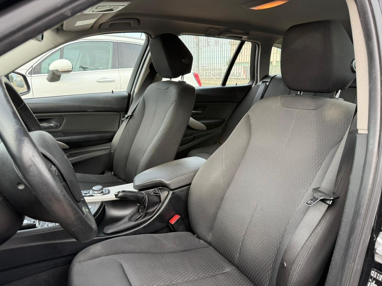 Bmw 318 Serie 3 Touring 318d Business Advantage