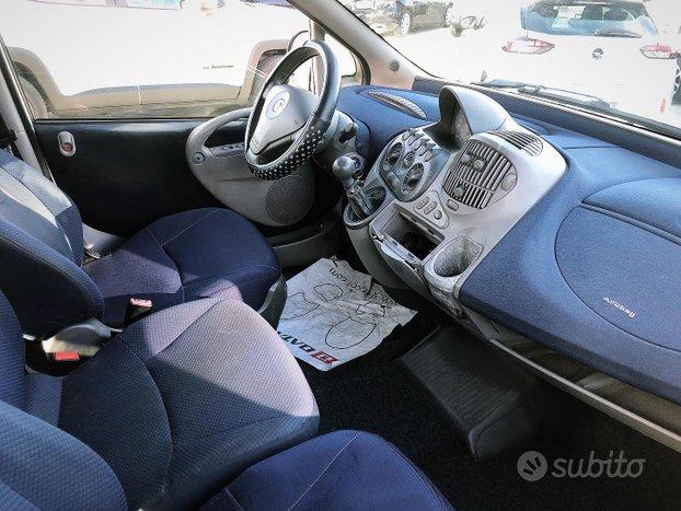Fiat Multipla 1.6 16V Natural Power Dynamic