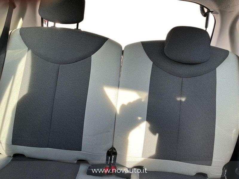 Toyota Aygo Aygo 5p 1.0 x-play my15