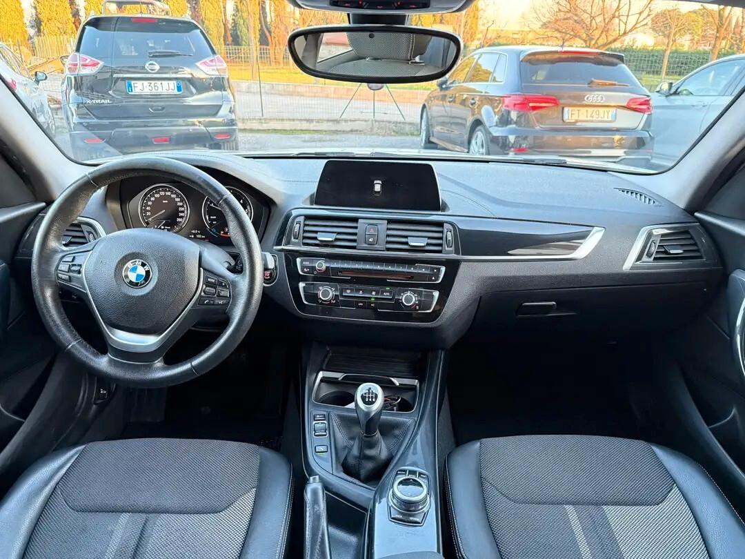 Bmw 116 116d 5p. Urban