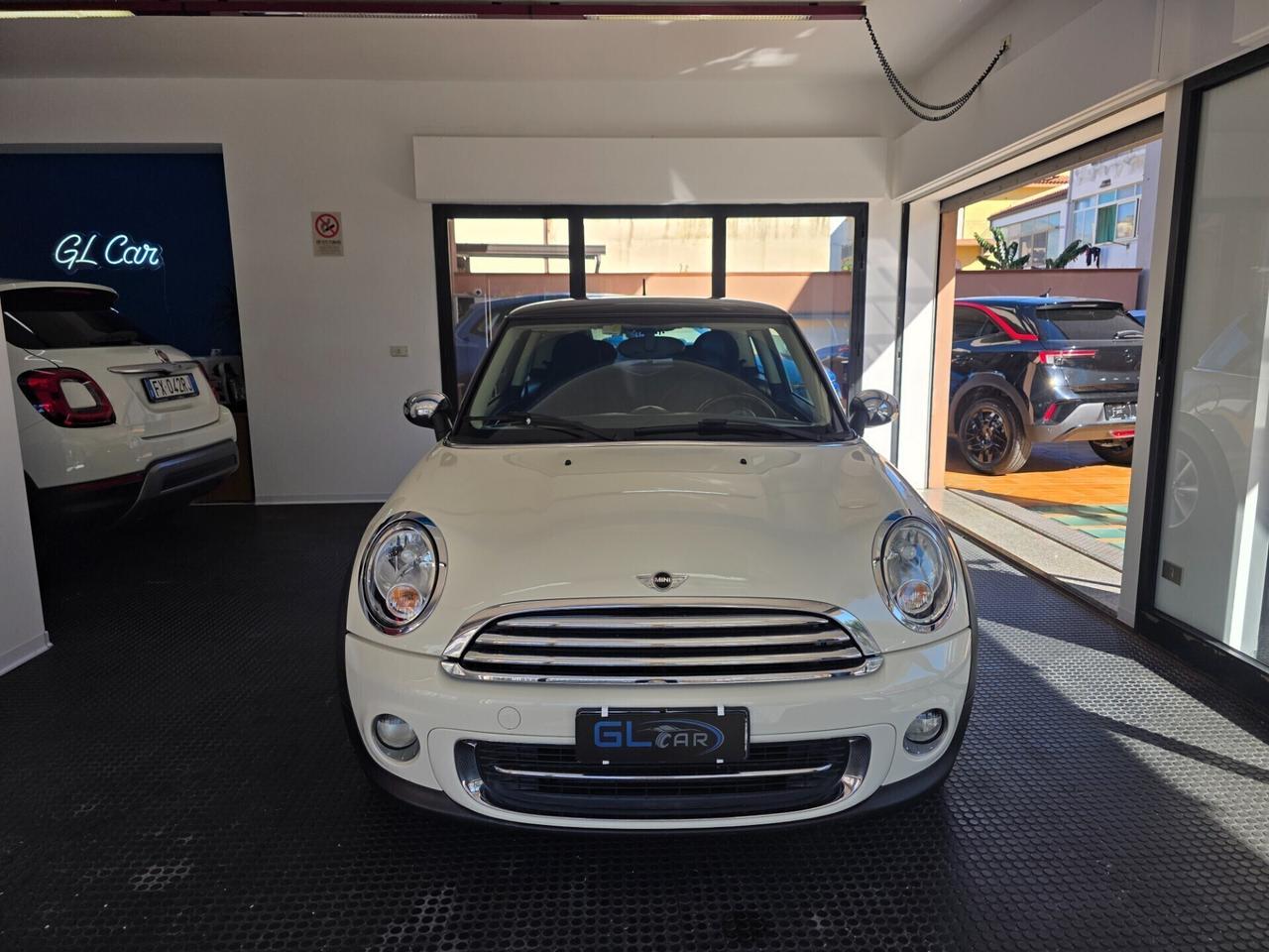 Mini 2.0 16V Cooper D AutOM 108000km FINANZ