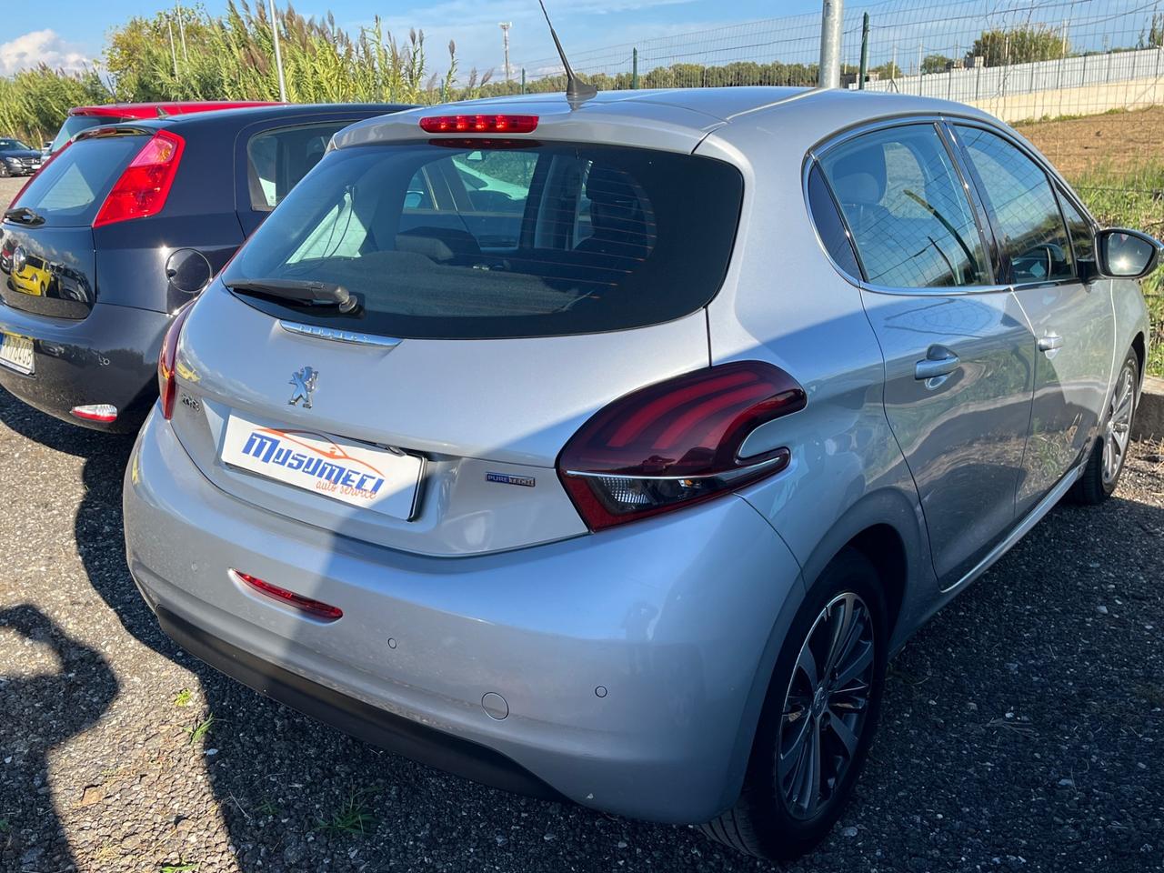 Peugeot 208 PureTech 82 3 porte Active