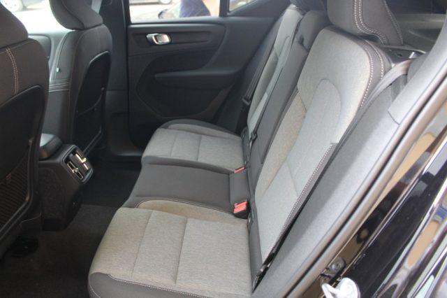 VOLVO XC40 B3 automatico Core-PRONTA CONSEGNA
