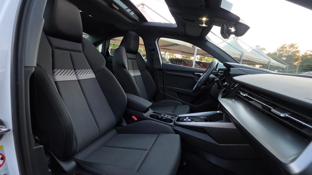 Audi A3 Sedan 30 TDI S line edition