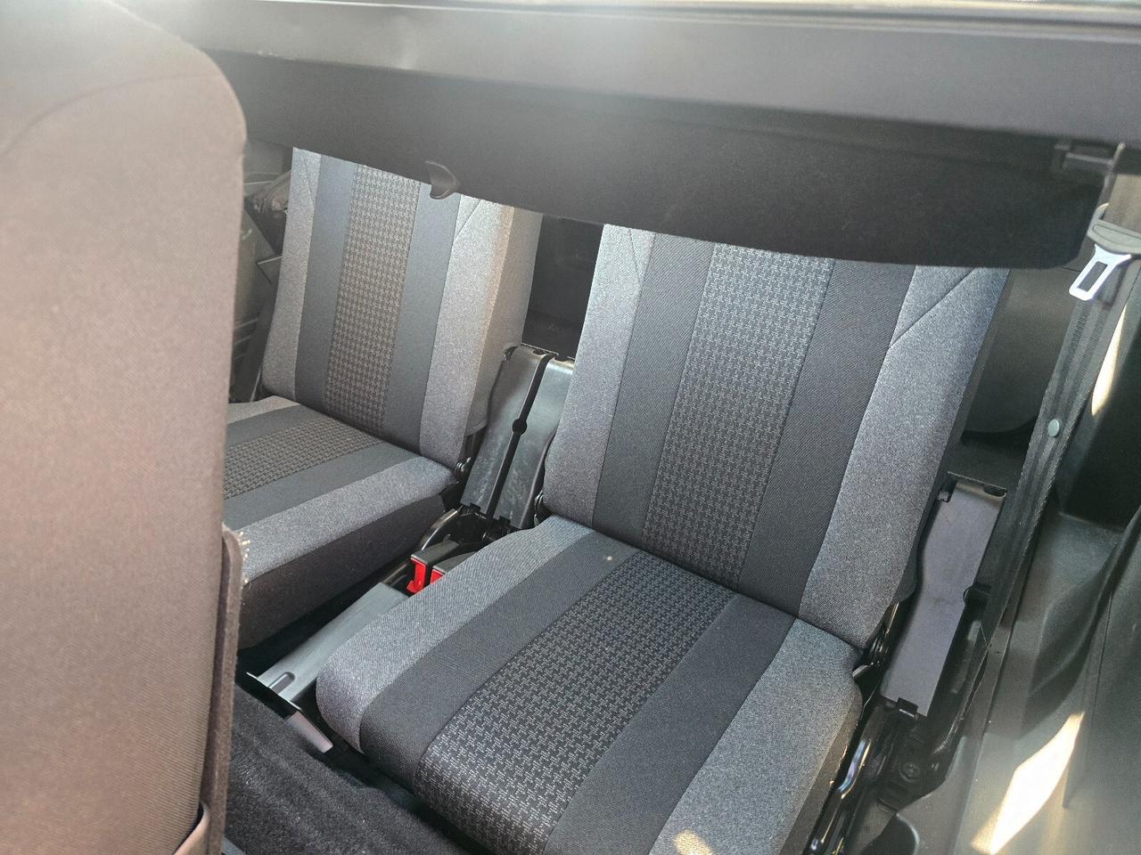 Peugeot 5008 BlueHDi 130 S&S EAT8 Active Pack