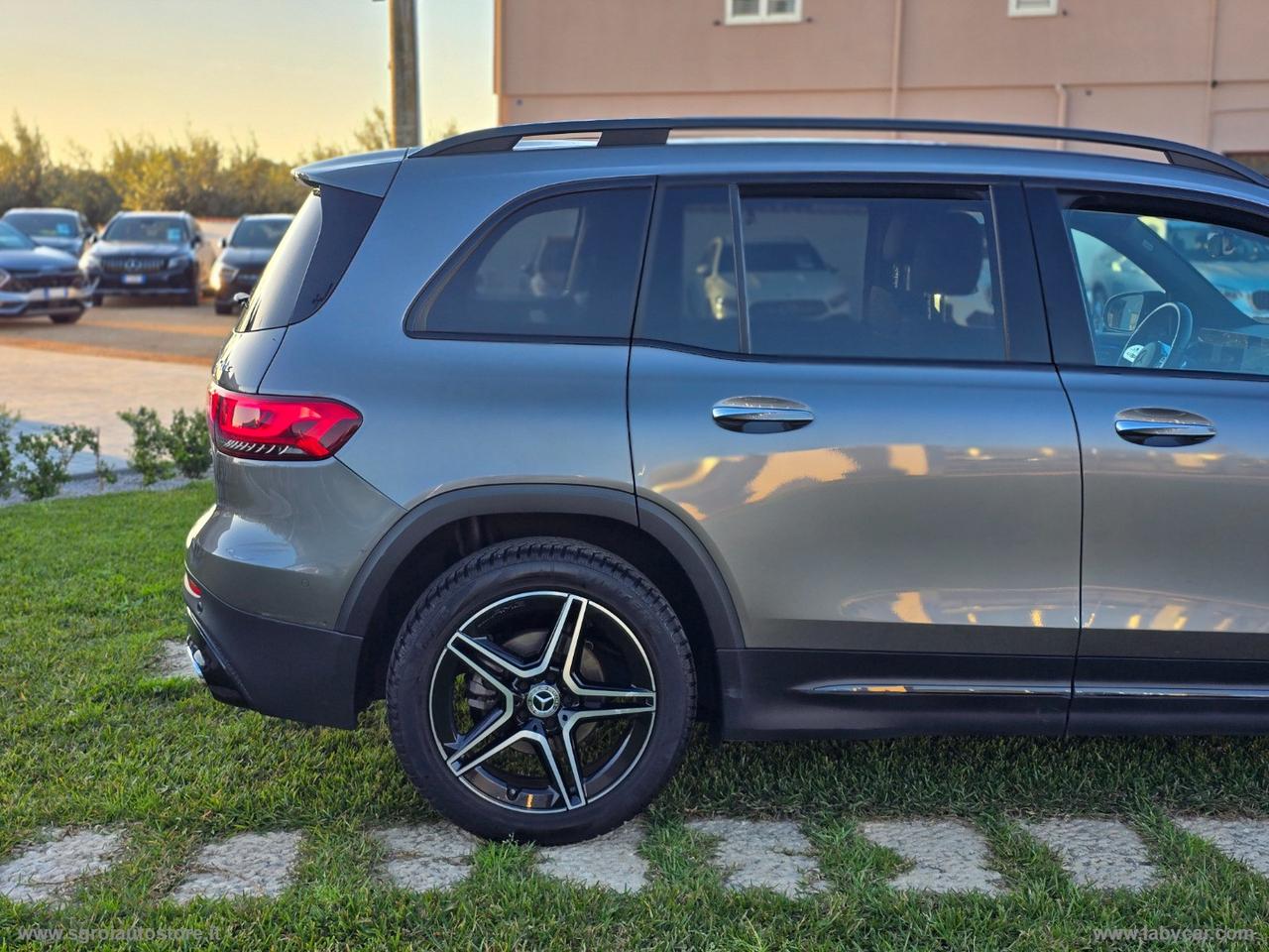 MERCEDES-BENZ GLB 200 d Automatic Premium