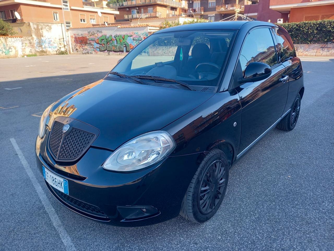 Lancia Ypsilon 1.3 MJT EURO5 NEOPATENTATI