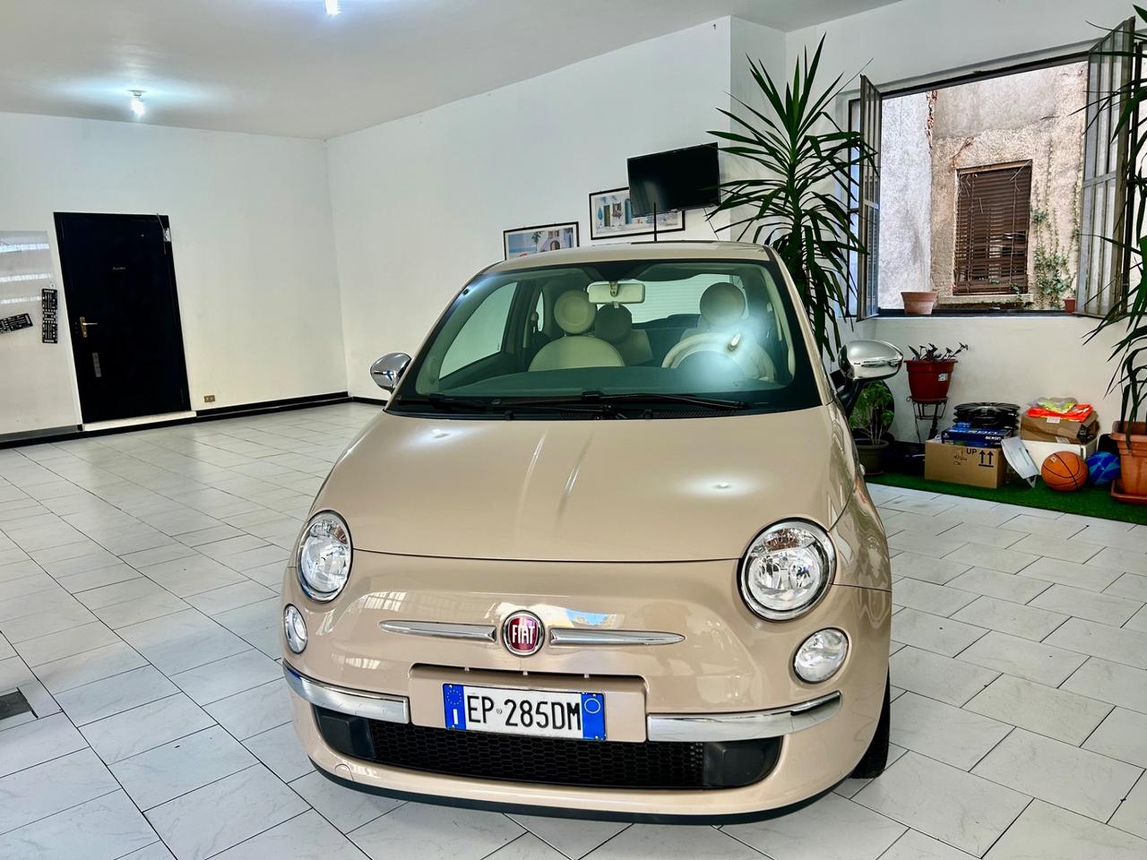 Fiat 500 1.2 by Gucci color therapy edition