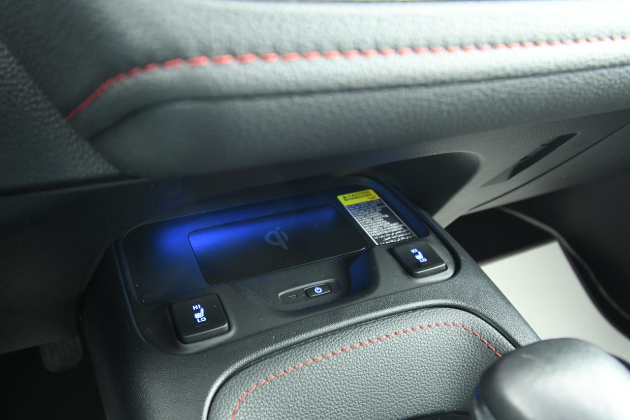 TOYOTA Corolla Touring Sports 2.0h Lounge cvt CAMERA+ALCANTARA+ACC