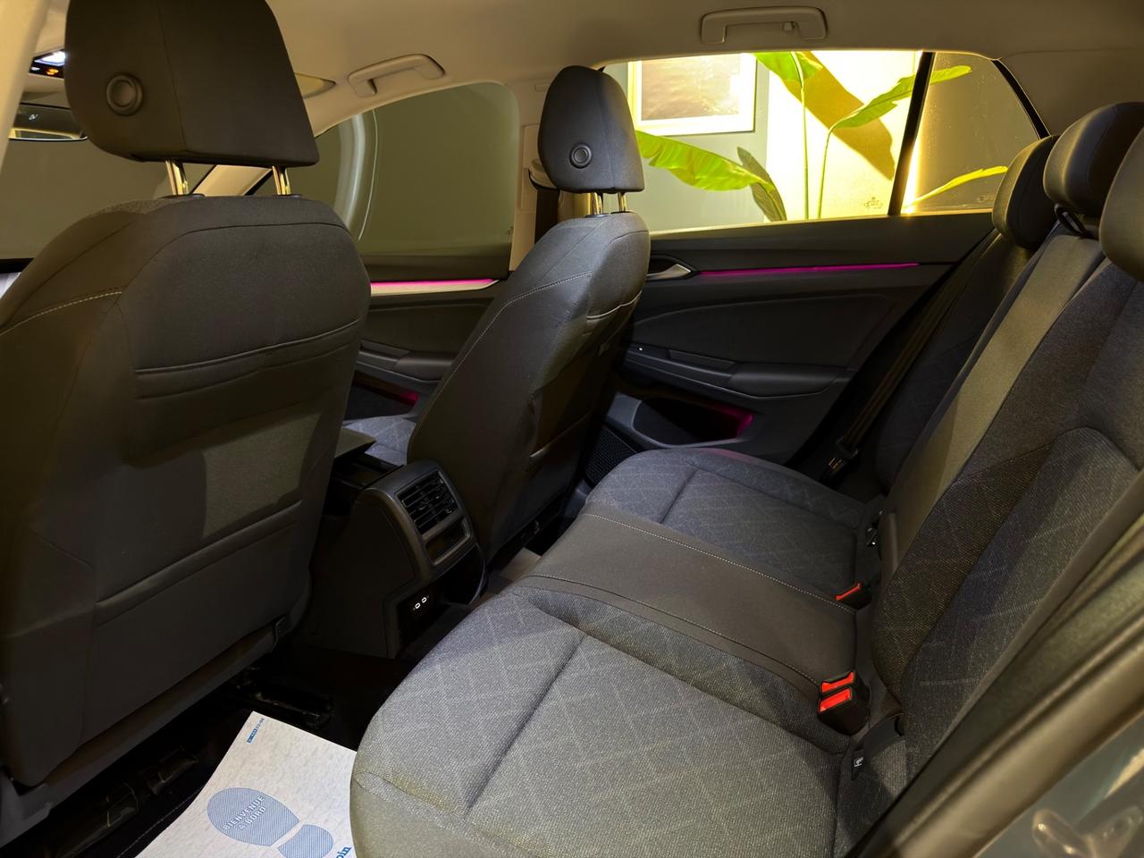 Volkswagen Golf 8, 2.0 TDI Style *OK NEOPATENTATI* IVA ESPOSTA