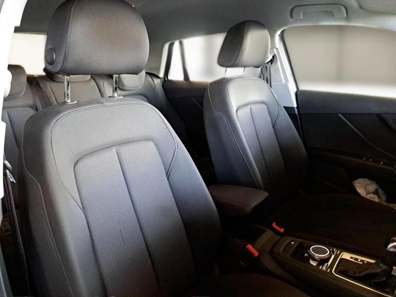 AUDI Q2 2.0 30 TDI BUSINESS S TRONIC SUV