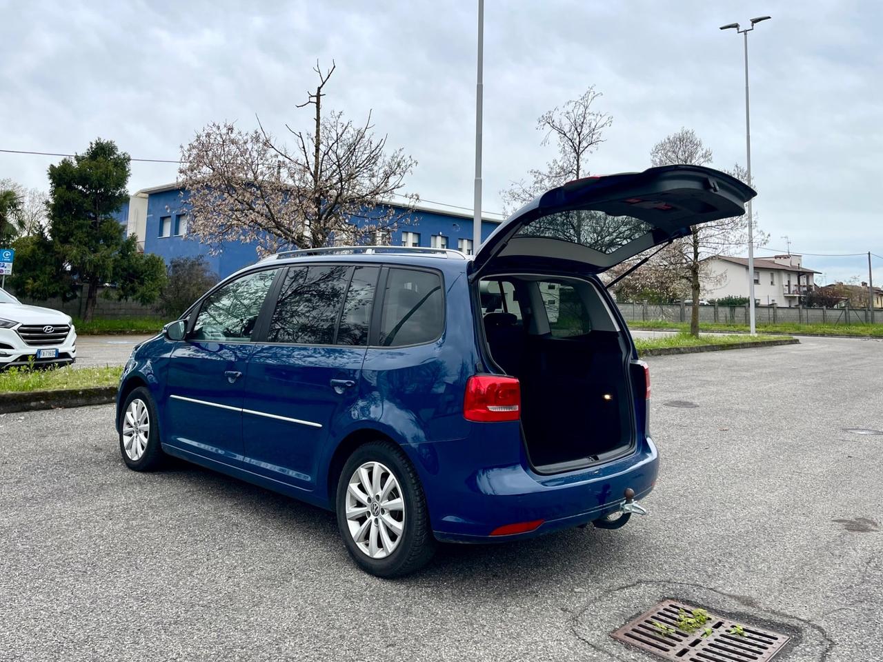 Volkswagen Touran 2.0 TDI 140 CV DSG Highline