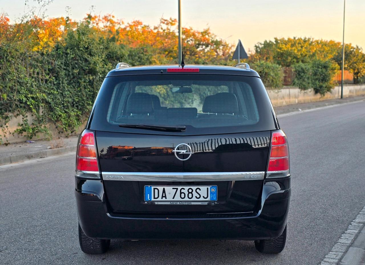 OPEL ZAFIRA COSMO 1.9 CDTI 7 POSTI DA VETRINA