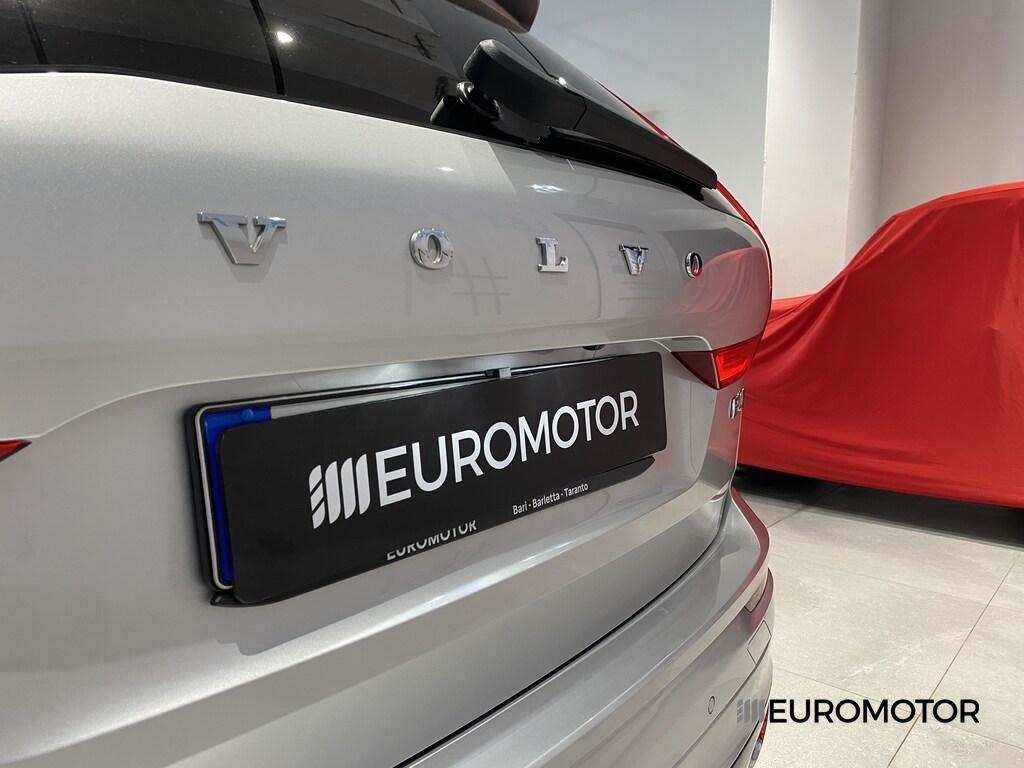 Volvo XC60 2.0 B4 R-Design AWD Geartronic