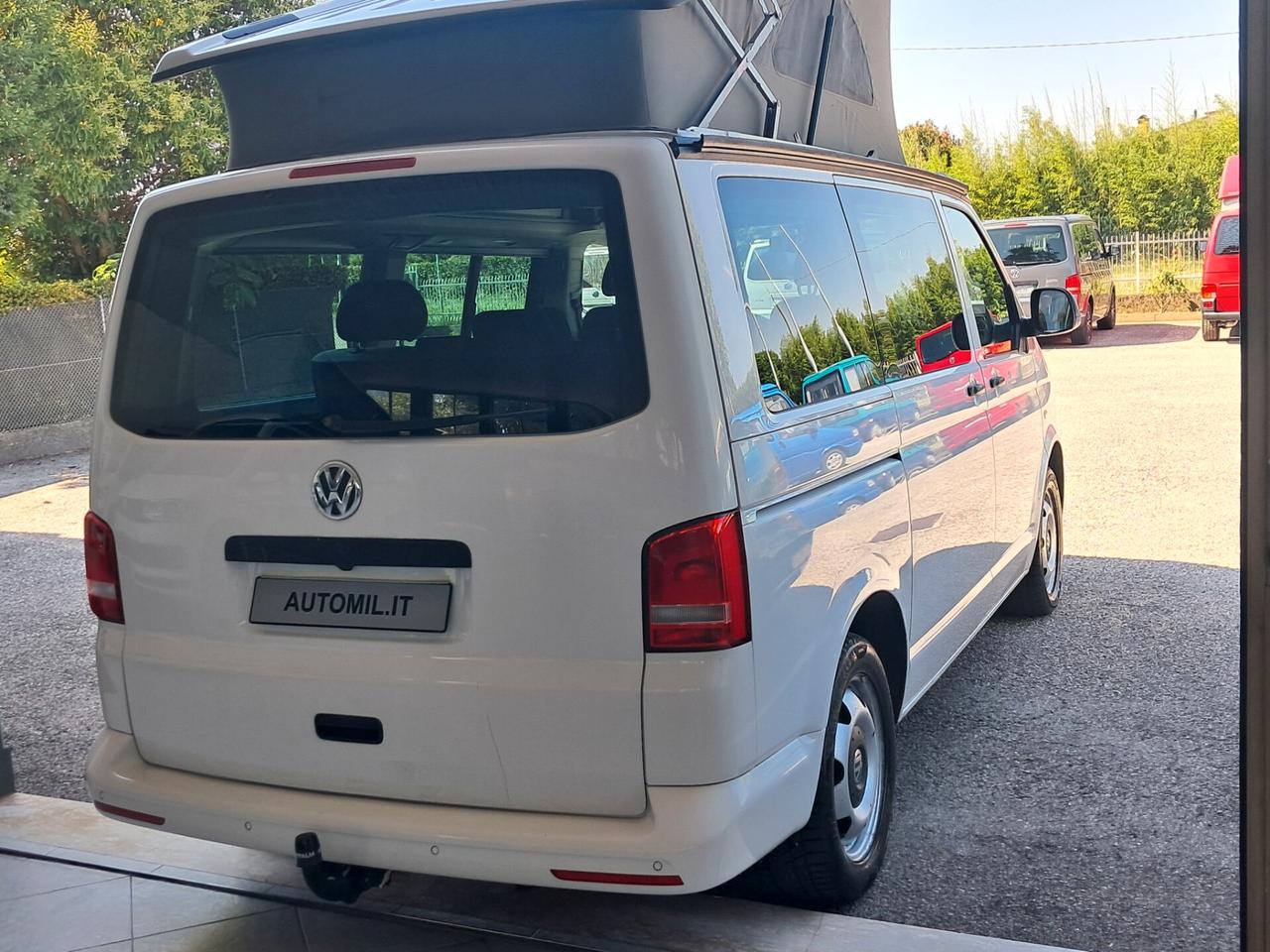 VOLKSWAGEN T5 CALIFORNIA BEACH 4MOTION 2.0 TDI 140 CV AUTOCARAVAN