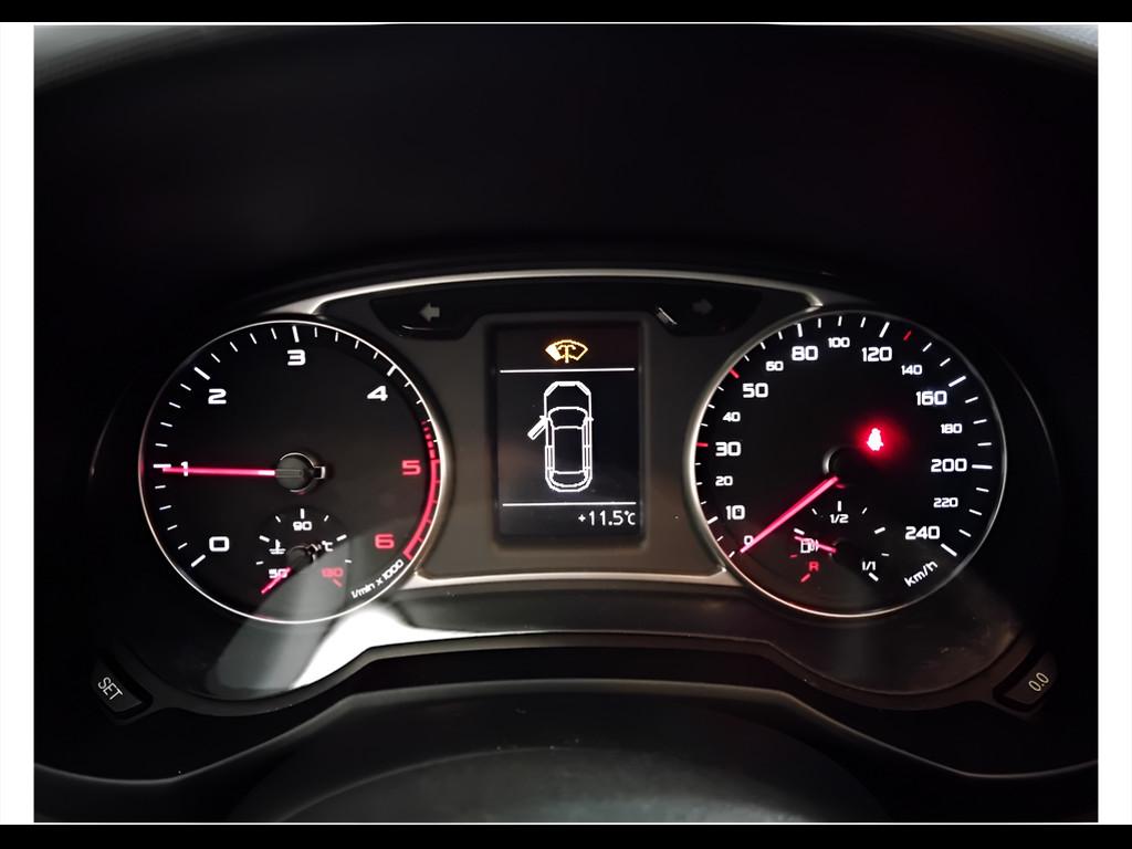 AUDI A1 I 2010 Sportback - A1 Sportback 1.6 tdi Attraction 90cv