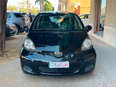 Toyota Aygo 1.0 12V VVT-i 5 porte Sol