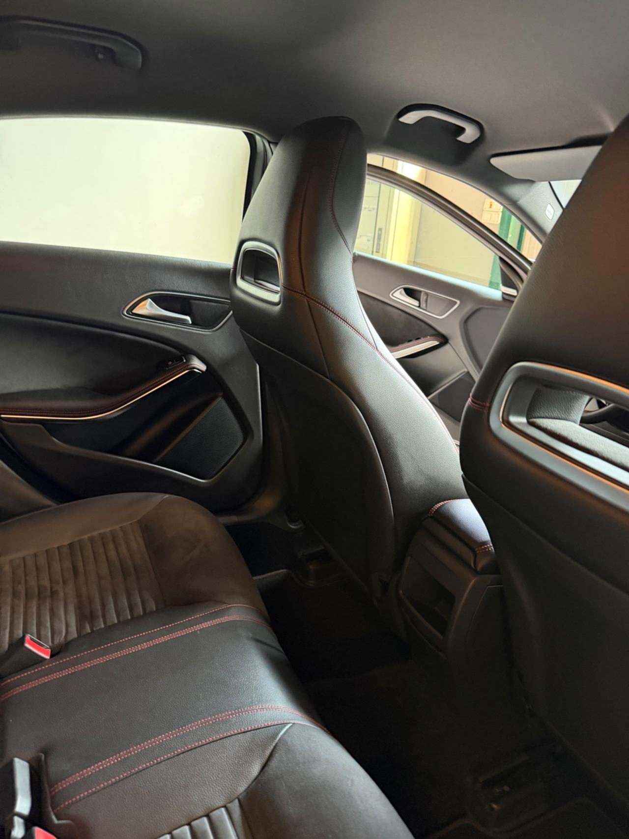 Mercedes-benz A 200 CDI PREMIUM AMG KMCERT GARANZ