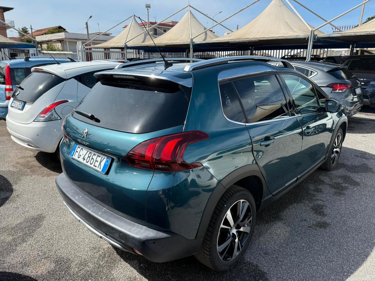 Peugeot 2008 BlueHDi 120 S&S Allure