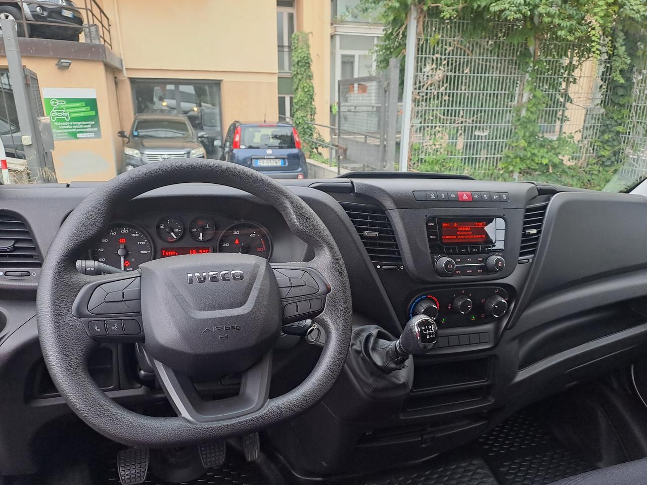 IVECO DAILY 35s12 V 3520 H2